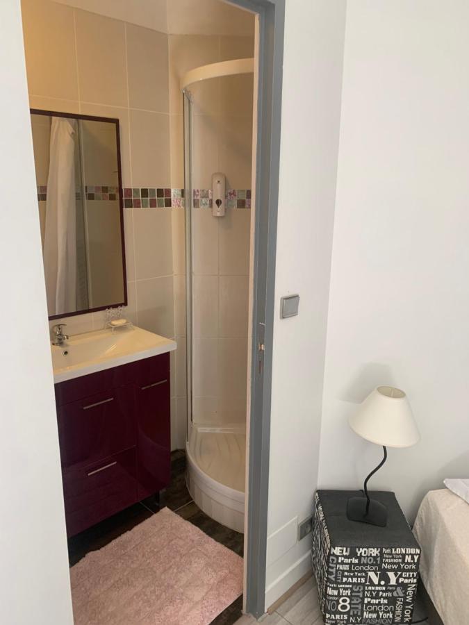 Chambre D'Hotes Le Prieure Gommerville Экстерьер фото